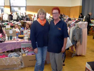 Due Organisatorinnen, gestresst, aber zufrieden