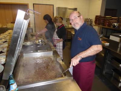 mmmmmmmmhhhhhhhhh. Leckere Specksauce und brutzelnde Fischstbchen von unseren Kchen.